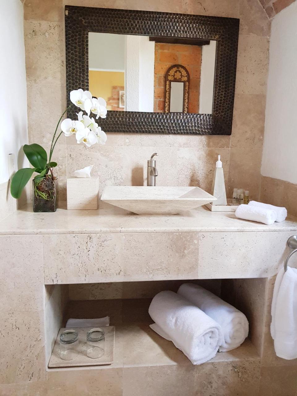 Casa Embrujo Morelia - Boutique Экстерьер фото